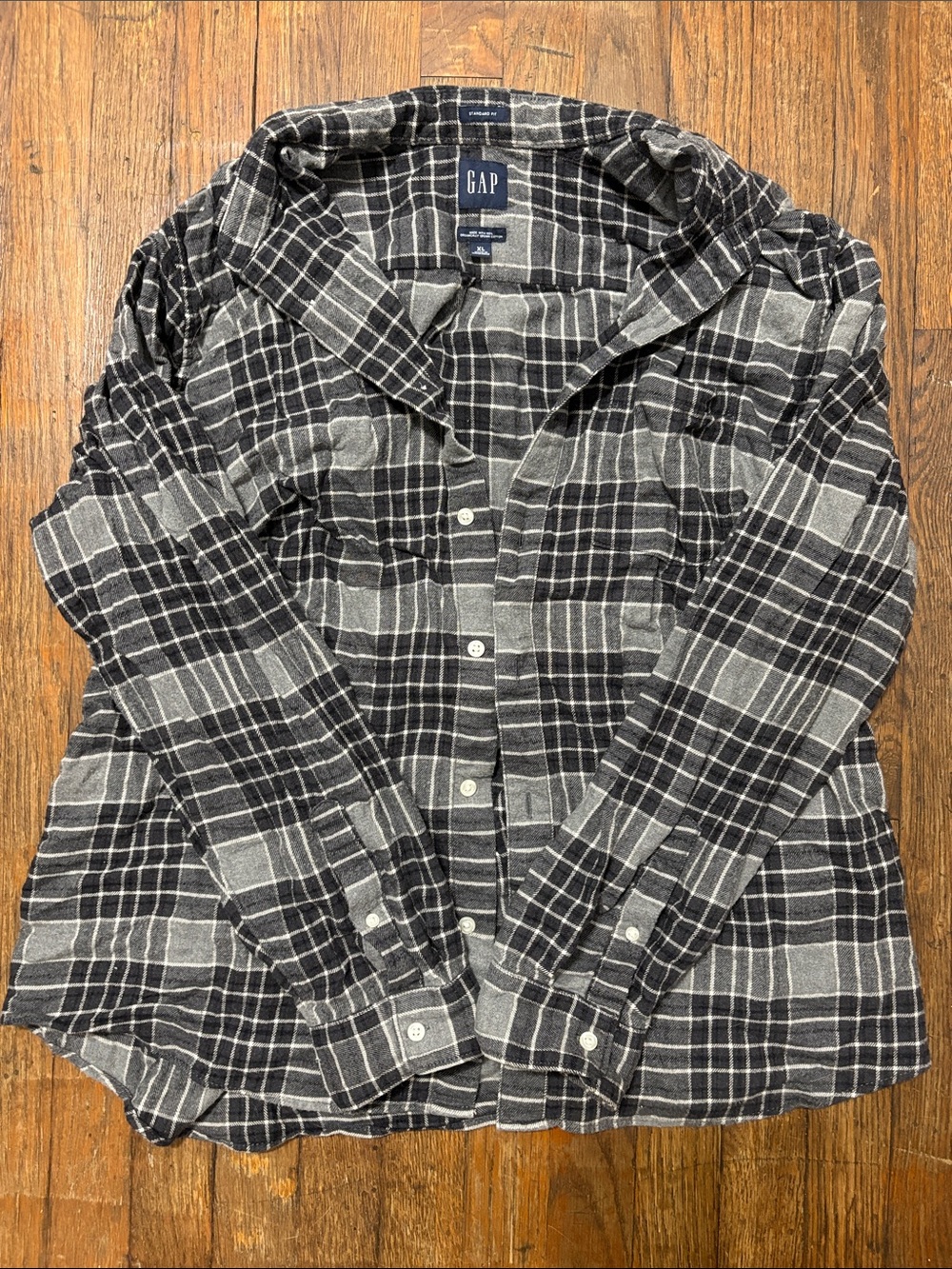 GAP Men's Black & Gray Plaid Button-Down Shirt